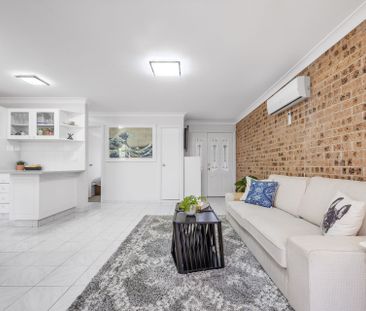 Unique two-bedroom villa in the heart of Riverwood for Lease - Photo 2