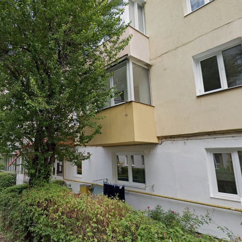 Apartament 2 camere, str. Visinului, cartier Noua - Fotografie 1