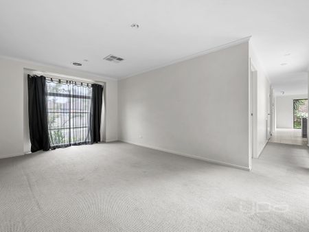 20 Shandeau Boardwalk, Melton West - Photo 2