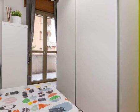Viale Giovanni Vicini, Bologna, Emilia-Romagna 40134 - Photo 2