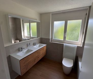 Gepflegtes + neu saniertes 5.5-Zimmer-Doppeleinfamilienhaus in Allm... - Foto 4