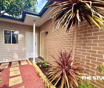 Stylish & Serene Three-Bedroom Granny Flat - Photo 5