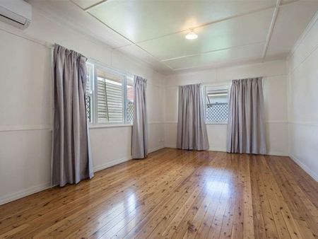 Well-Presented Home with Space, Light & Character - Photo 2