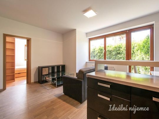 Pronájem bytu 3+kk 62 m2 - Photo 1