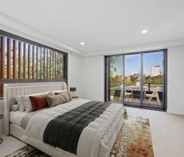 An exclusive complex of just four residences, this quality boutique... - Photo 2