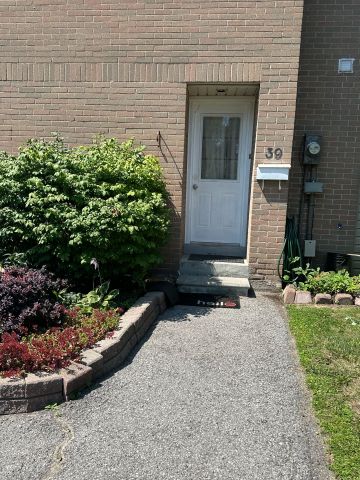 For Lease - 1235 Radom Street Unit# 39 - Basement, Pickering, Ontario - Photo 4