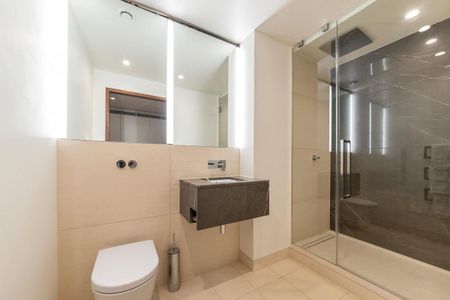 Refined living in the heart of West End, W1F. - Photo 2