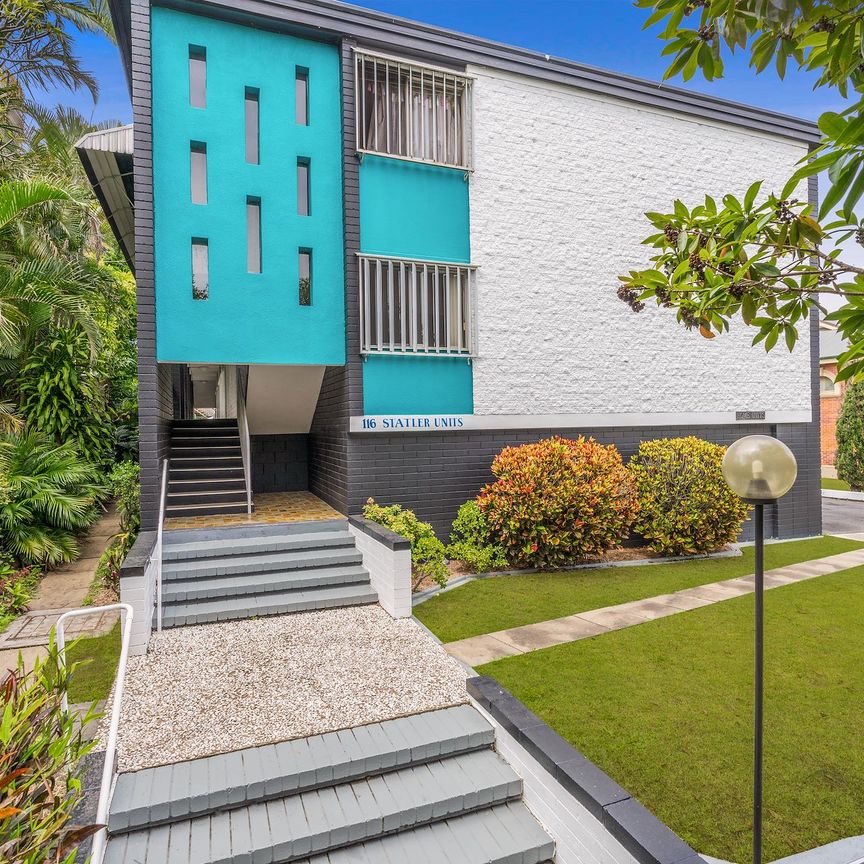 1/116 Walnut Street, Wynnum. - Photo 1