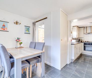 2 bedroom terraced house to rent - Photo 4