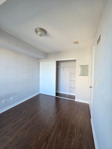 For Lease - 17 Barberry Place Unit# 2006, Toronto, Ontario - Photo 4