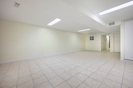 For Lease - 246 Niagara Street Unit# Lower, Toronto, Ontario - Photo 3