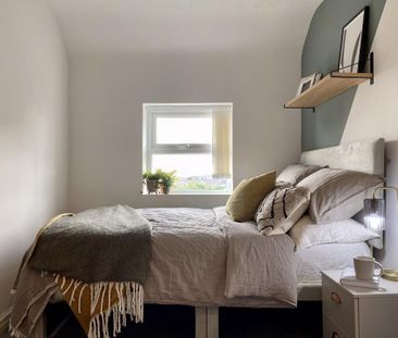1 bedroom in a house share to rent - Photo 3