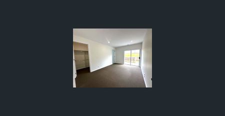 LARGE LUXURIOUS FAMILY HOME - Photo 5