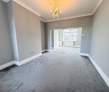 3 bedroom House To Let - Photo 4