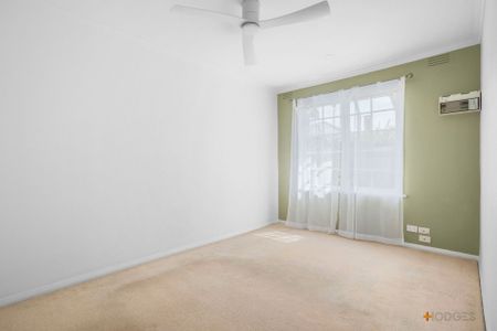 GORGEOUSLY RENOVATED | QUIET STREET - Photo 2
