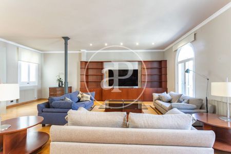 4 bedroom luxury Apartment for rent in Barcelona, Catalonia - Photo 5