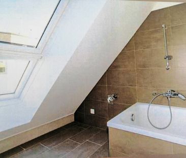 PROVISIONSFREI - Neues Haus - zauberhafte Dachgeschoßwohnung mit Te... - Photo 3