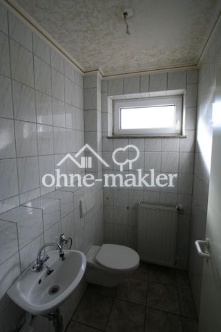 Moderne DG-Wohnung mit Balkon im Broichtal - Photo 2