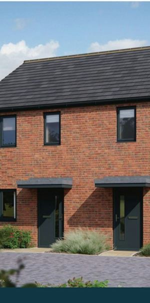 Terraced House to rent on - Photo 1