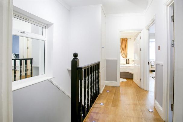 4 bedroom semi-detached house to rent - Photo 1