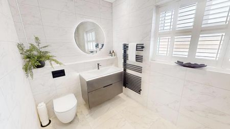 4 bedroom detached house to rent - Photo 2