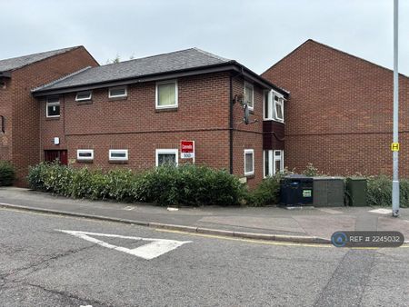 1 bedroom flat to rent - Photo 2