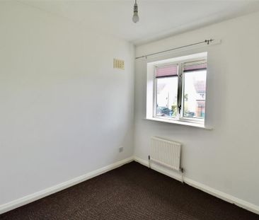 2 bedroom end of terrace house to rent - Photo 6