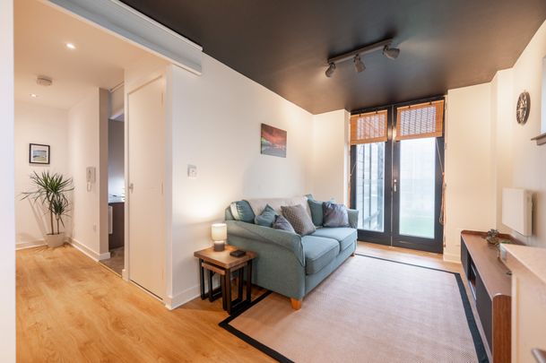 Meadowside Quay Walk - Photo 1