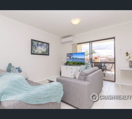 2/312 Railway Parade, East Cannington, WA 6107 - Photo 4
