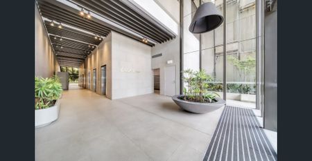 Modern City Living with Style and Comfort - Photo 3