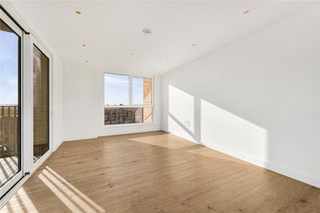 3 bedroom apartment to rent - Photo 3