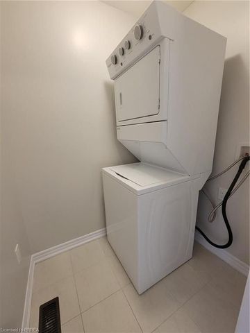 For Lease - 136 Flagg Avenue, Brant, Ontario - Photo 2