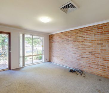 2/6 Angala Close, Maryland NSW 2287 - Photo 2