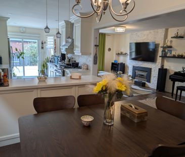 For Lease - 4 Bayel Crescent, Richmond Hill, Ontario - Photo 4