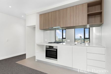 STYLISH, Prime Location in Southbank - Photo 2