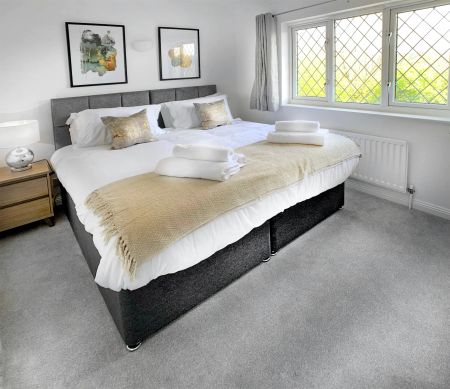 2 Bed, House - Photo 3