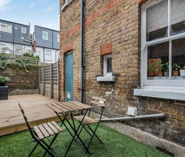 2 bedroom maisonette to rent - Photo 6