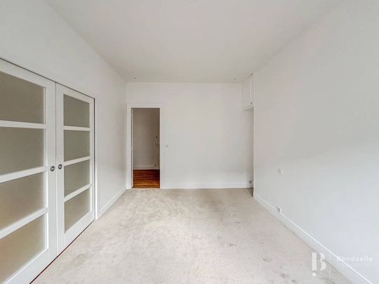 Rental Apartment Paris 8th Europe - Photo 1