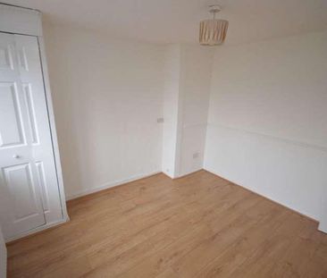 New Road, Dagenham Docks, RM10 - Photo 4