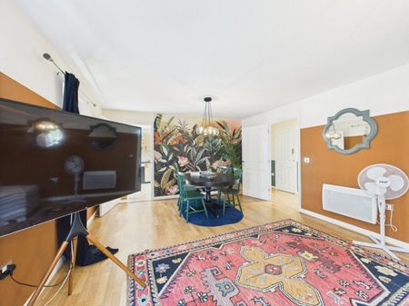 Trevelyan Court, Windsor, Berkshire,SL4 - Photo 3