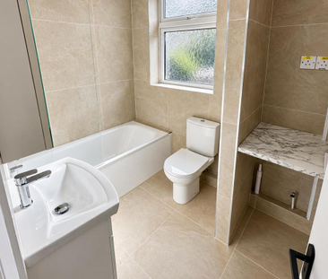 2 bedroom flat to rent - Photo 6