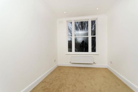 4 bedroom terraced house to rent - Photo 3