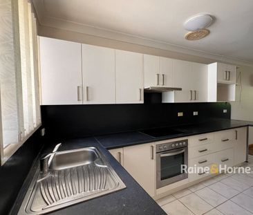 Two Bedrooms Near the Beach - Photo 4