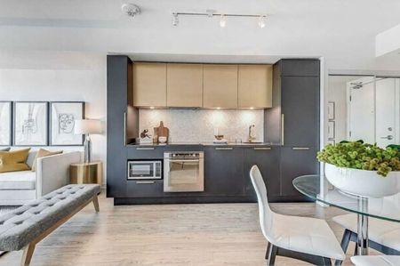 For Lease - 85 Wood Street Unit# 3310, Toronto, Ontario - Photo 5