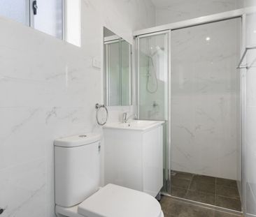 Modern Living - Photo 4