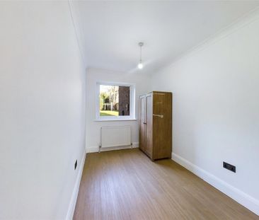 2 bedroom semi-detached house to rent - Photo 6