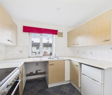 Flat D, 3 Laurel Way, Dunmurry, Belfast, BT17 9PR - Photo 3