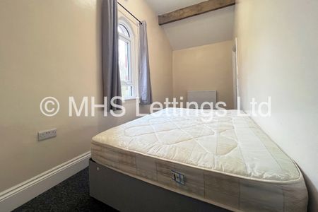 1 Bedroom Flat for rent in Moorland Road - Photo 3