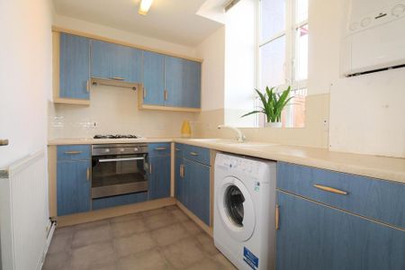 1 bedroom flat to rent - Photo 3