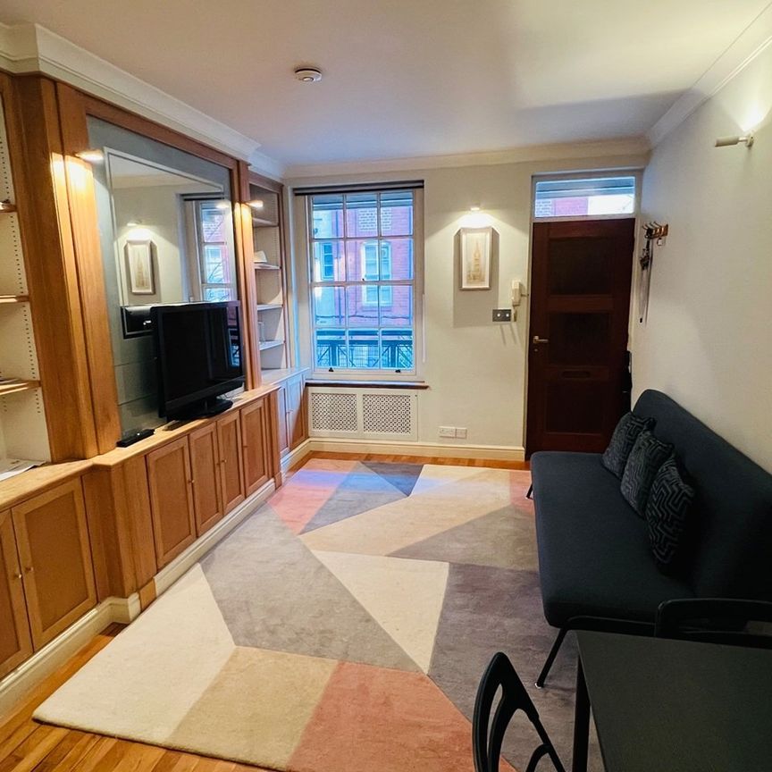 1 Bed Flat, London, WC2B - Photo 1